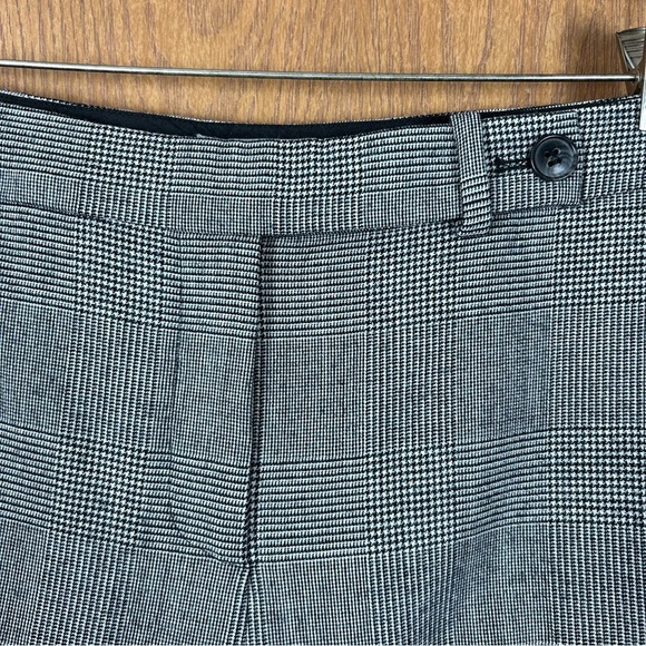 Pure Collection Houndstooth Printed Wool Pants - Picture 4 of 10